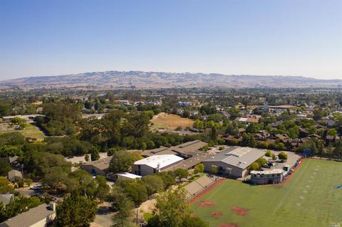 610 Deerfield Ln, Petaluma, CA 94952 photo 51