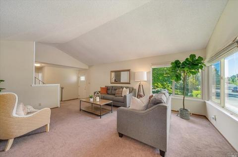 11 Barkley Ct, Vallejo, CA 94591 photo 9