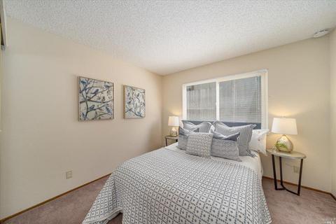 11 Barkley Ct, Vallejo, CA 94591 photo 25