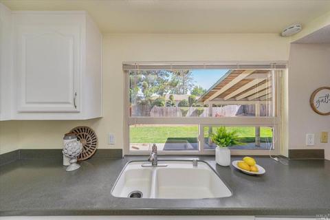 11 Barkley Ct, Vallejo, CA 94591 photo 14