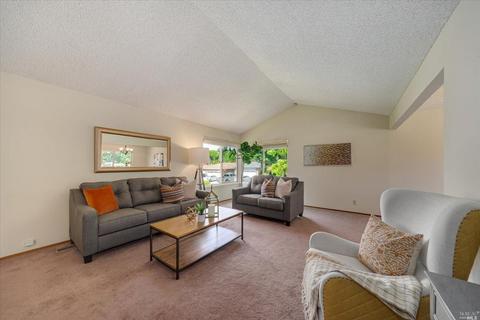 11 Barkley Ct, Vallejo, CA 94591 photo 8