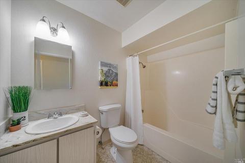 11 Barkley Ct, Vallejo, CA 94591 photo 30