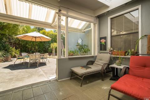4 Manor Rd, Greenbrae, CA 94904 photo 13