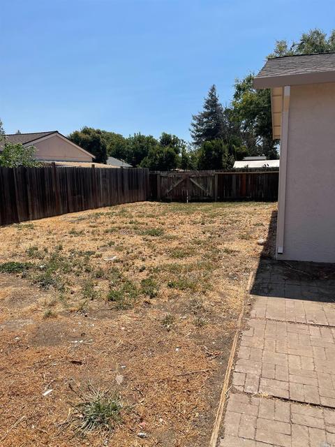 286 Serrano Dr, Fairfield, CA 94533 photo 16