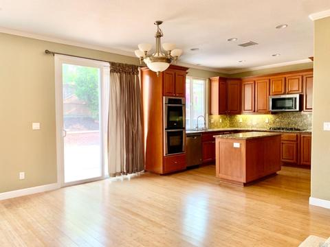2586 Rowe Dr, Fairfield, CA 94533 photo 3