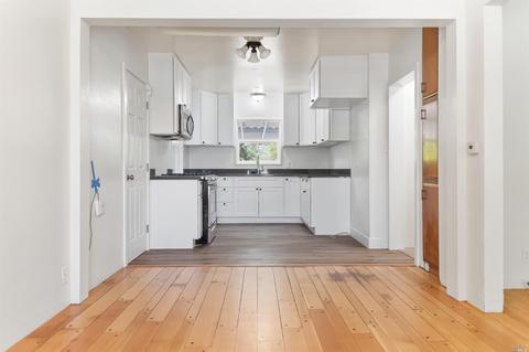 1405 Carl Ave, Vallejo, CA 94590 photo 5