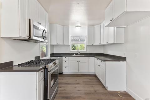 1405 Carl Ave, Vallejo, CA 94590 photo 8
