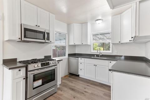 1405 Carl Ave, Vallejo, CA 94590 photo 9