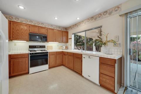 618 Eagle River Ct, Vacaville, CA 95688 photo 32