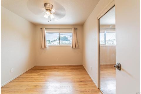 1390 James St, Fairfield, CA 94533 photo 5