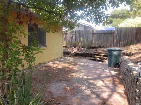 524 Holly St, Vallejo, CA 94589 photo 11