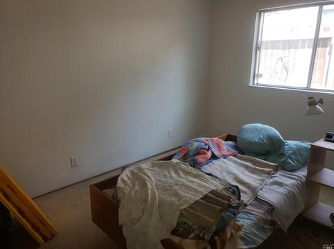 524 Holly St, Vallejo, CA 94589 photo 5