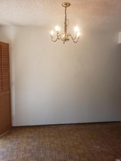 524 Holly St, Vallejo, CA 94589 photo 8