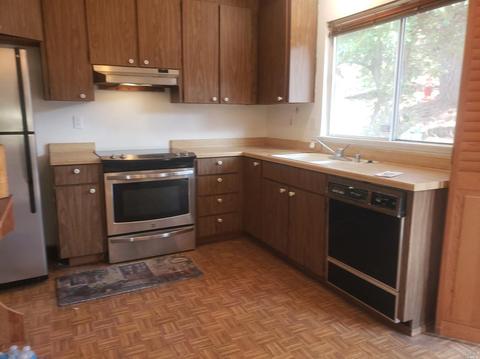524 Holly St, Vallejo, CA 94589 photo 3