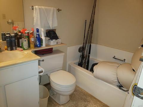 524 Holly St, Vallejo, CA 94589 photo 6