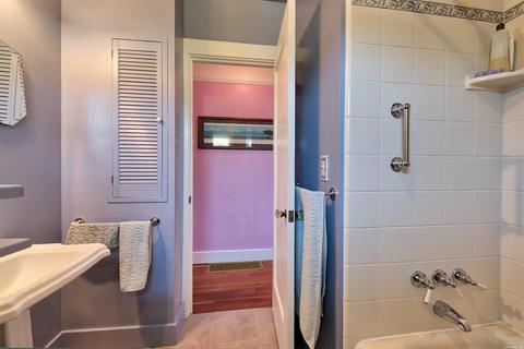 512 Howard St, Petaluma, CA 94952 photo 16