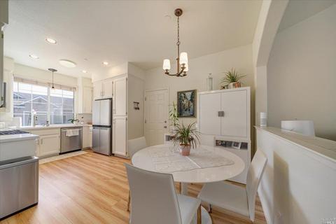 845 Peggy Lee Ct, Windsor, CA 95492 photo 11
