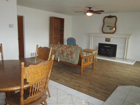 118 Fairfax Ct, Vallejo, CA 94591 photo 3
