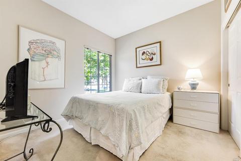 1048 Elsbree Ln, Windsor, CA 95492 photo 18