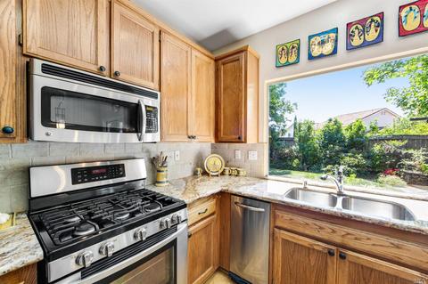 1048 Elsbree Ln, Windsor, CA 95492 photo 12