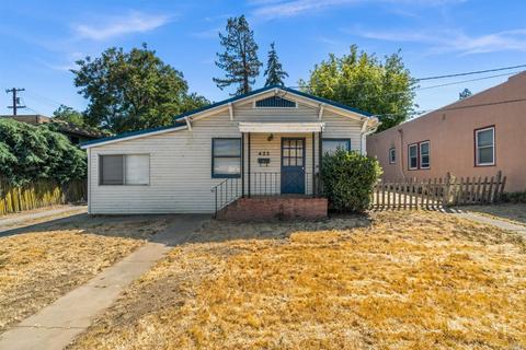 422 7th St, Petaluma, CA 94952 photo 1