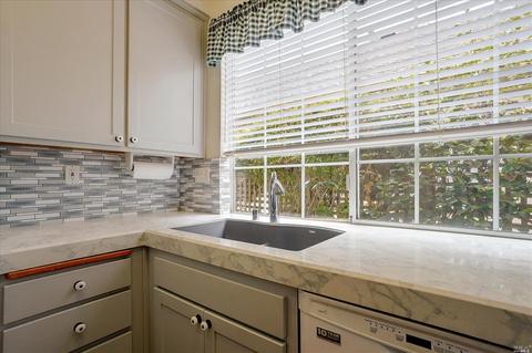 865 Bob Crosby Way, Windsor, CA 95492 photo 7
