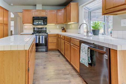 532 Bald Eagle Dr, Vacaville, CA 95688 photo 31