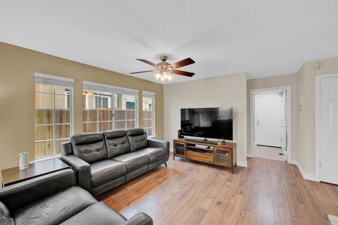 532 Bald Eagle Dr, Vacaville, CA 95688 photo 72