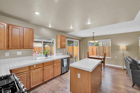 532 Bald Eagle Dr, Vacaville, CA 95688 photo 62