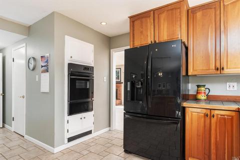 201 Barcelona St, Vallejo, CA 94591 photo 15