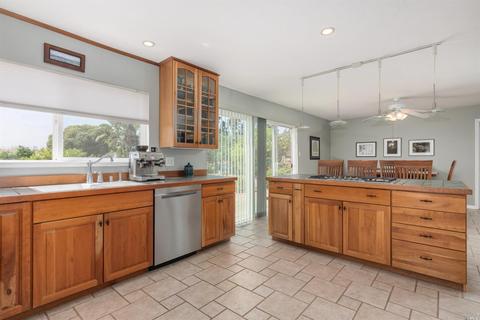 201 Barcelona St, Vallejo, CA 94591 photo 14