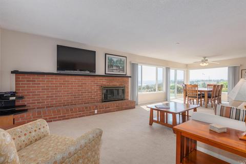 201 Barcelona St, Vallejo, CA 94591 photo 8