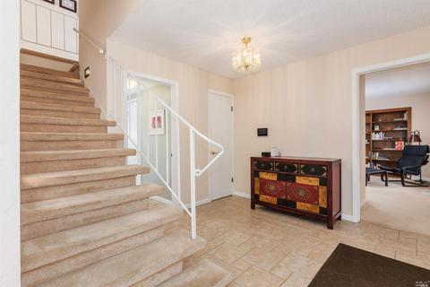 201 Barcelona St, Vallejo, CA 94591 photo 5