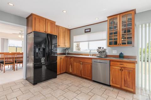201 Barcelona St, Vallejo, CA 94591 photo 13