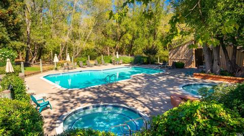 28 Flicker Dr, Novato, CA 94949 photo 7