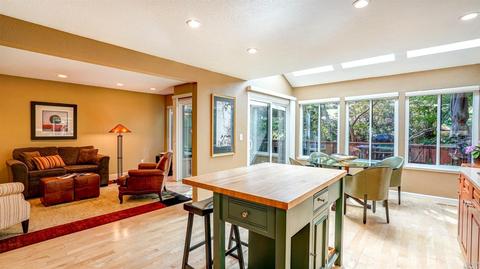 28 Flicker Dr, Novato, CA 94949 photo 3