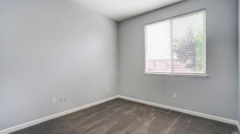 8912 Heritage Dr, Windsor, CA 95492 photo 11