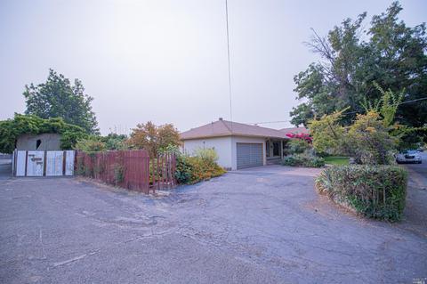 530 Gregory Ln, Fairfield, CA 94533 photo 2