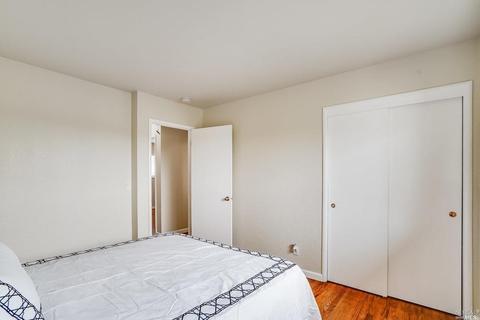 207 Sonora Pass Rd, Vallejo, CA 94589 photo 13