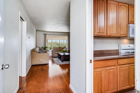 207 Sonora Pass Rd, Vallejo, CA 94589 photo 10
