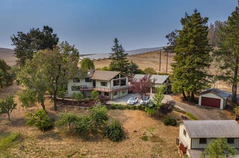 5851 Bodega Ave, Petaluma, CA 94952 photo 2