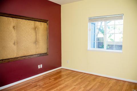 252 Sonoma Blvd, Vallejo, CA 94590 photo 4