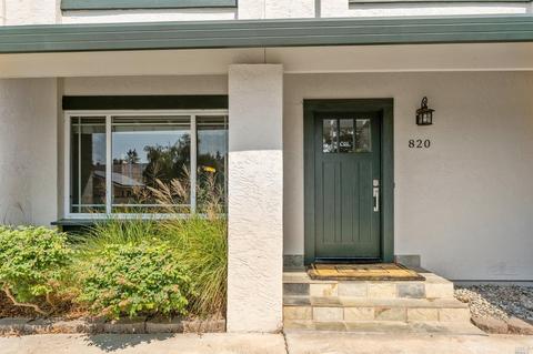 820 Bluegrass Dr, Petaluma, CA 94954 photo 3