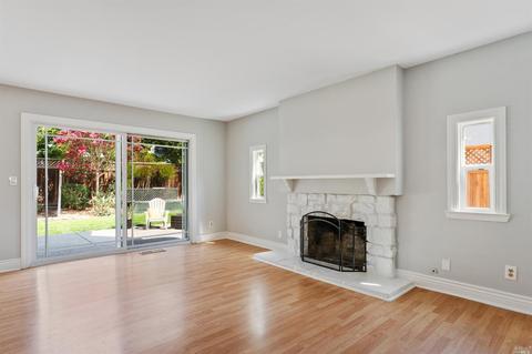 820 Bluegrass Dr, Petaluma, CA 94954 photo 7