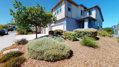 325 Jacquelyn Ln, Petaluma, CA 94952 photo 1