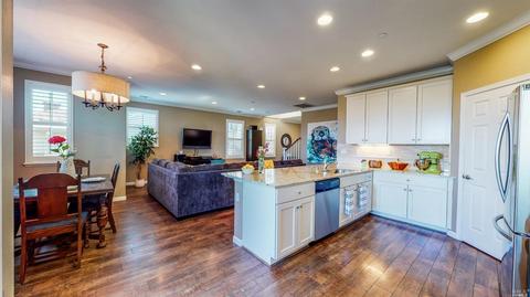 325 Jacquelyn Ln, Petaluma, CA 94952 photo 16