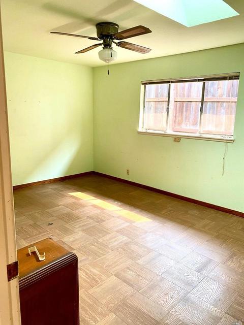 512 Henry St, Vallejo, CA 94591 photo 11