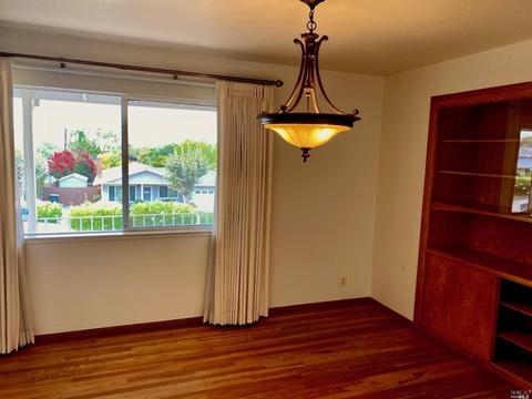 512 Henry St, Vallejo, CA 94591 photo 5