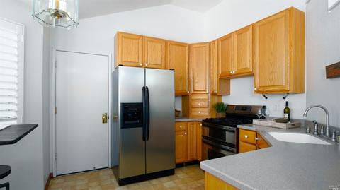 2865 Bay Tree Dr, Fairfield, CA 94533 photo 8