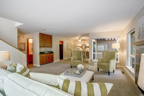 1306 Creekside Ct, Healdsburg, CA 95448 photo 6